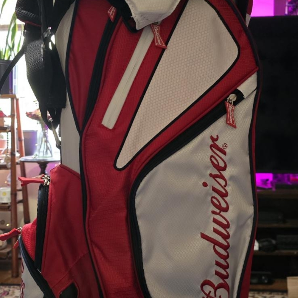 Budweiser golf club bag collector item ((New))